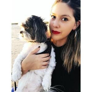 Meet your Posher, Elyssa